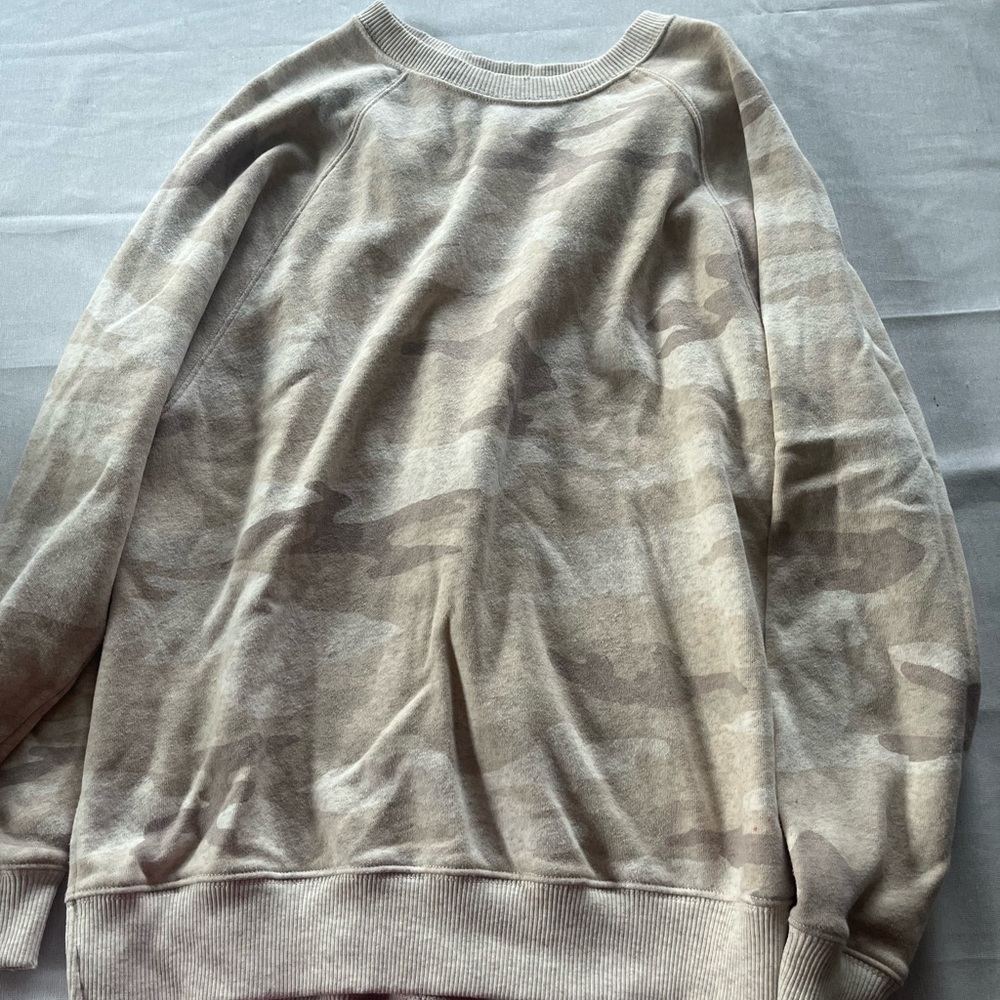 American Eagle Sweatshirt